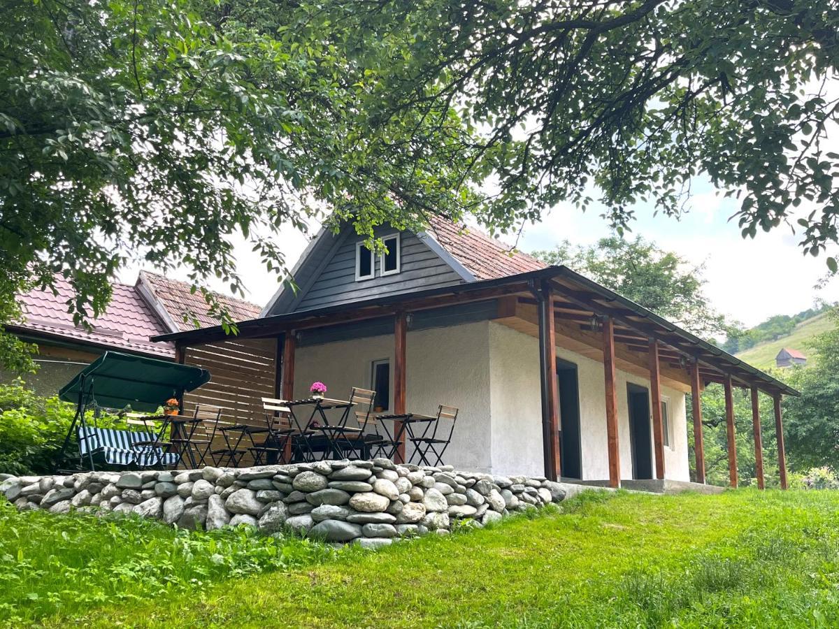 Hotel Flore'S Garden Glamping Bran  Exterior foto